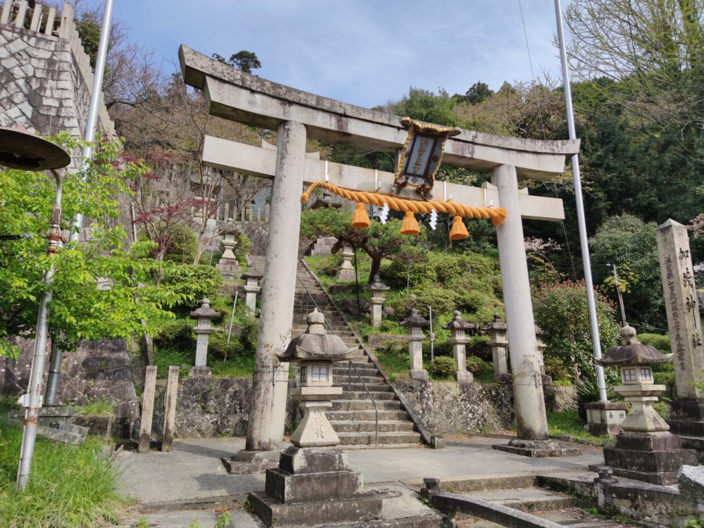 醒井宿の加茂神社